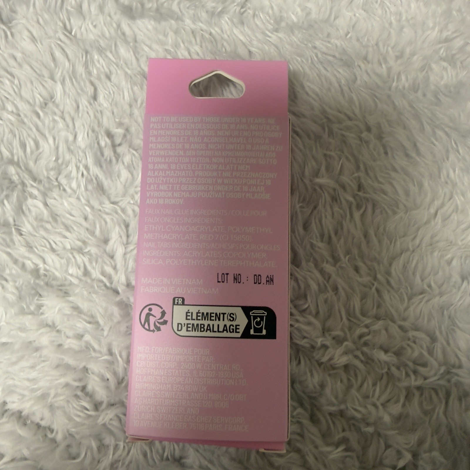 Claire’s Faux Nails 3 Packs 24 Nails per Pack Glue On