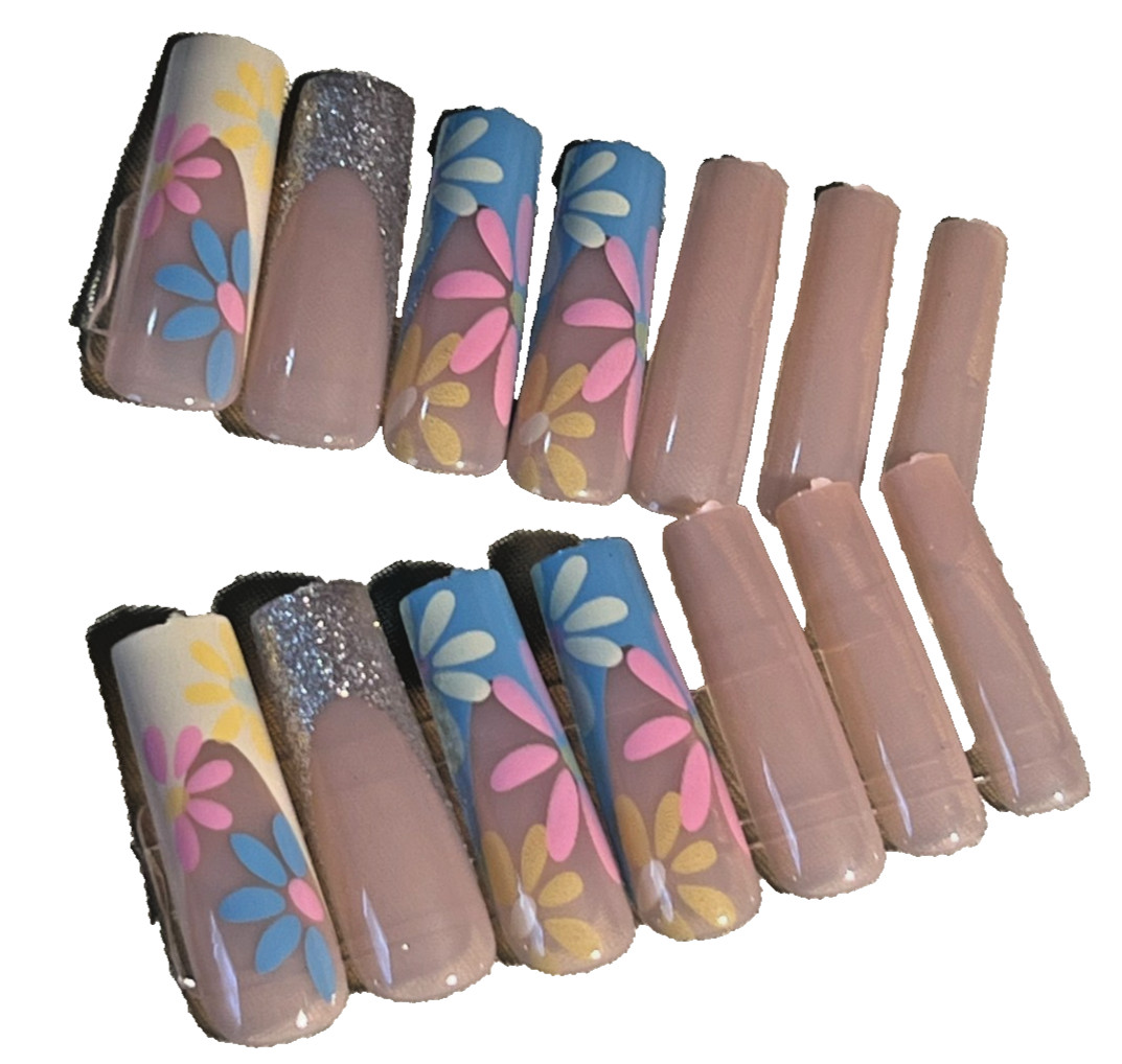 🌼Pretty in Petals Beauty Gift Box – Bloom with Confidence! 🌼