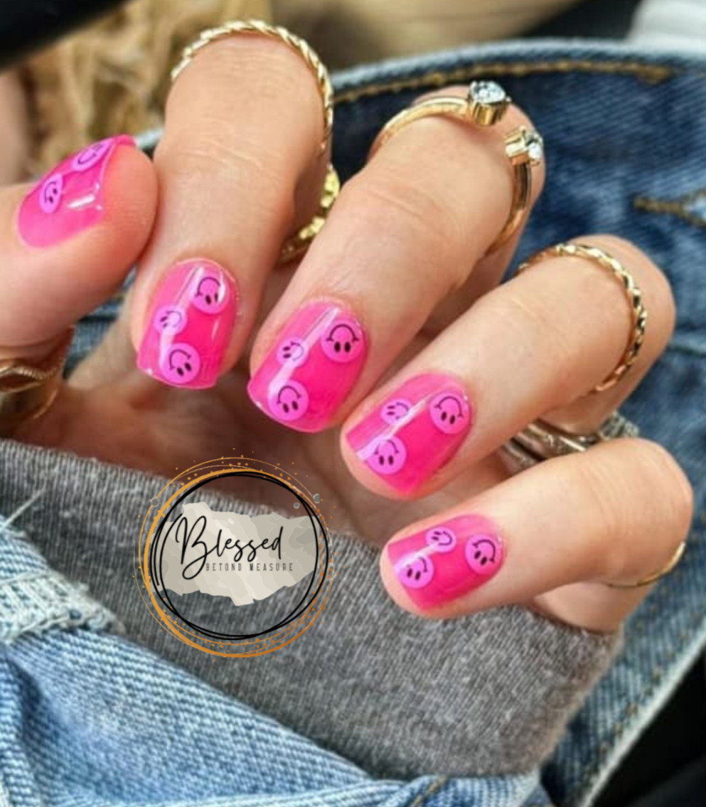 Red Aspen Press On Nails~ Don’t Be Jelly Joanie~Nail Dashes~Pink~Short~Smiley