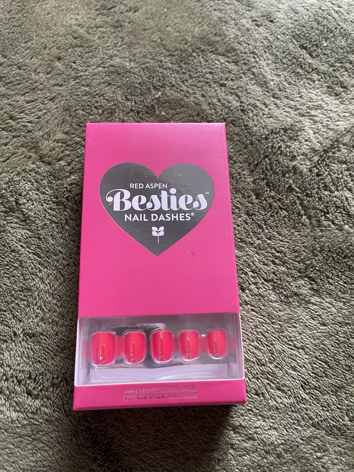 Red Aspen Nail Dashes, Assorted Lot