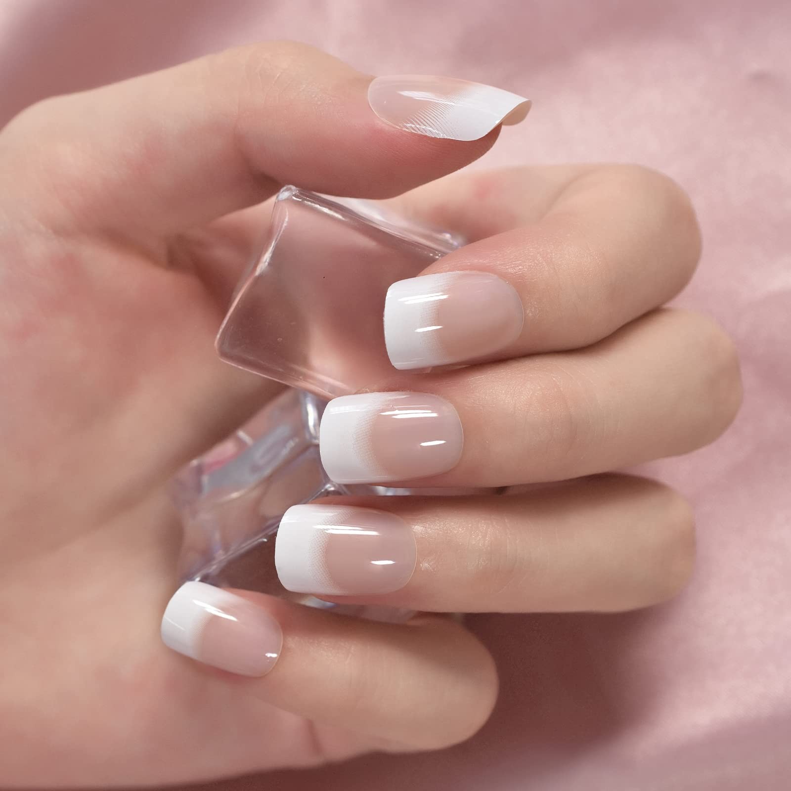 Daily Natural Nude white Press on French Nails Short Squoval Fake Clear White