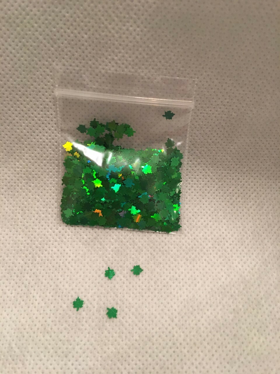 Solvent Resistant-holo-LEAF Leaves (SPRING GREEN) 4MM Size Glitter US-1TBsp
