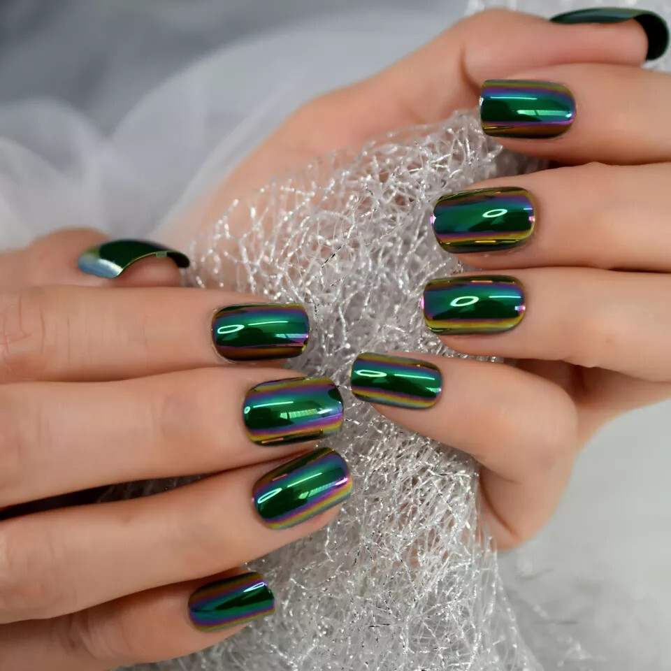 24 Short Press on nails kit w glue green chameleon chrome