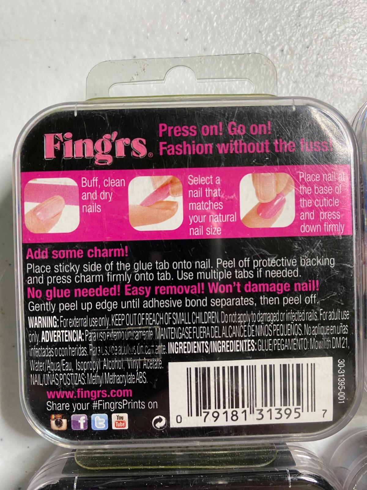 4 Sets Fing’rs Prints Ghoulish Glam Press on Nails – Horror – Goth – Spooky