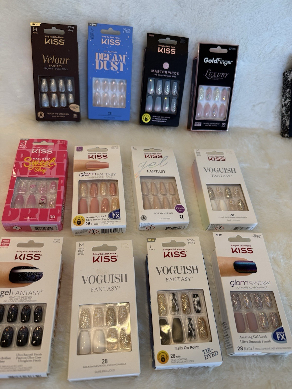( lot of 300 )sets of KISS NAILS, Assorted Press-On Nail