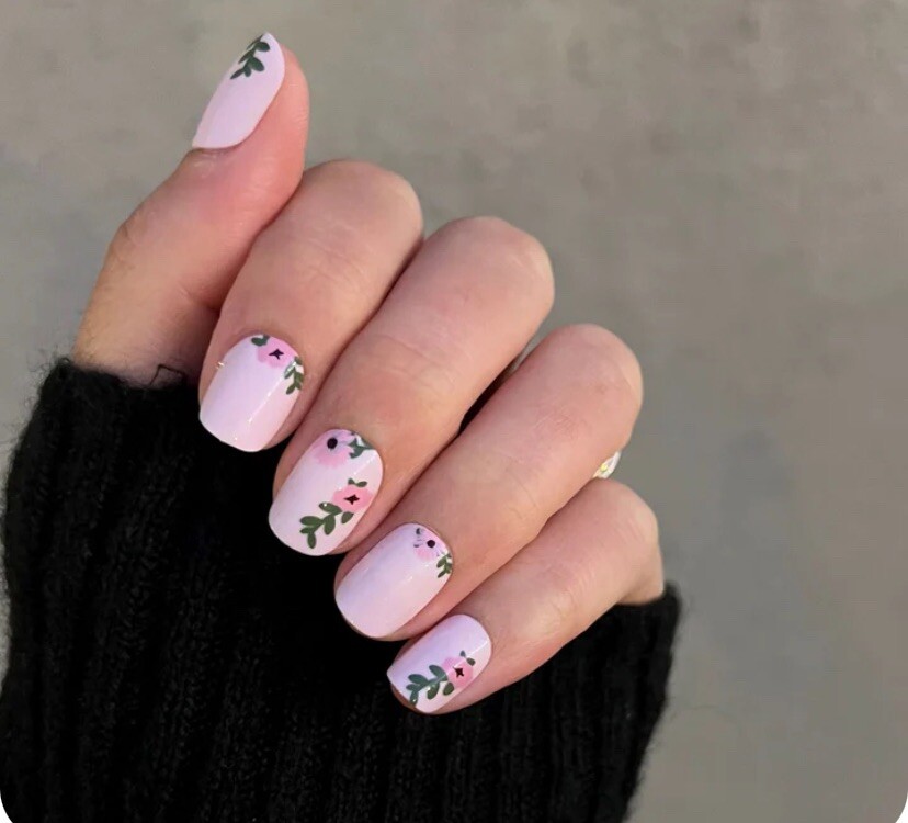 Olive & June Press-On Nails “The Instant Mani”￼Wild Bouquet – Short – 42ct