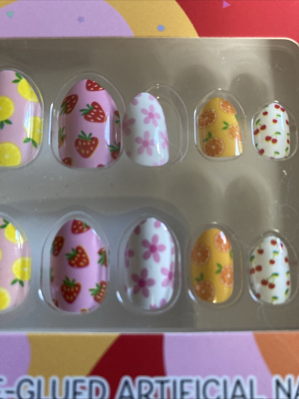 Pretty Mini Kids Press On Nails Pre-Glued Hearts No Glue Needed NEW
