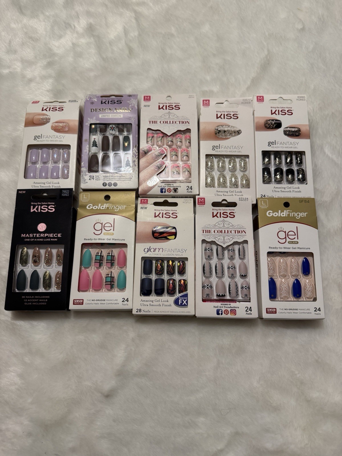 ( lot of 300 )sets of KISS NAILS, Assorted Press-On Nail