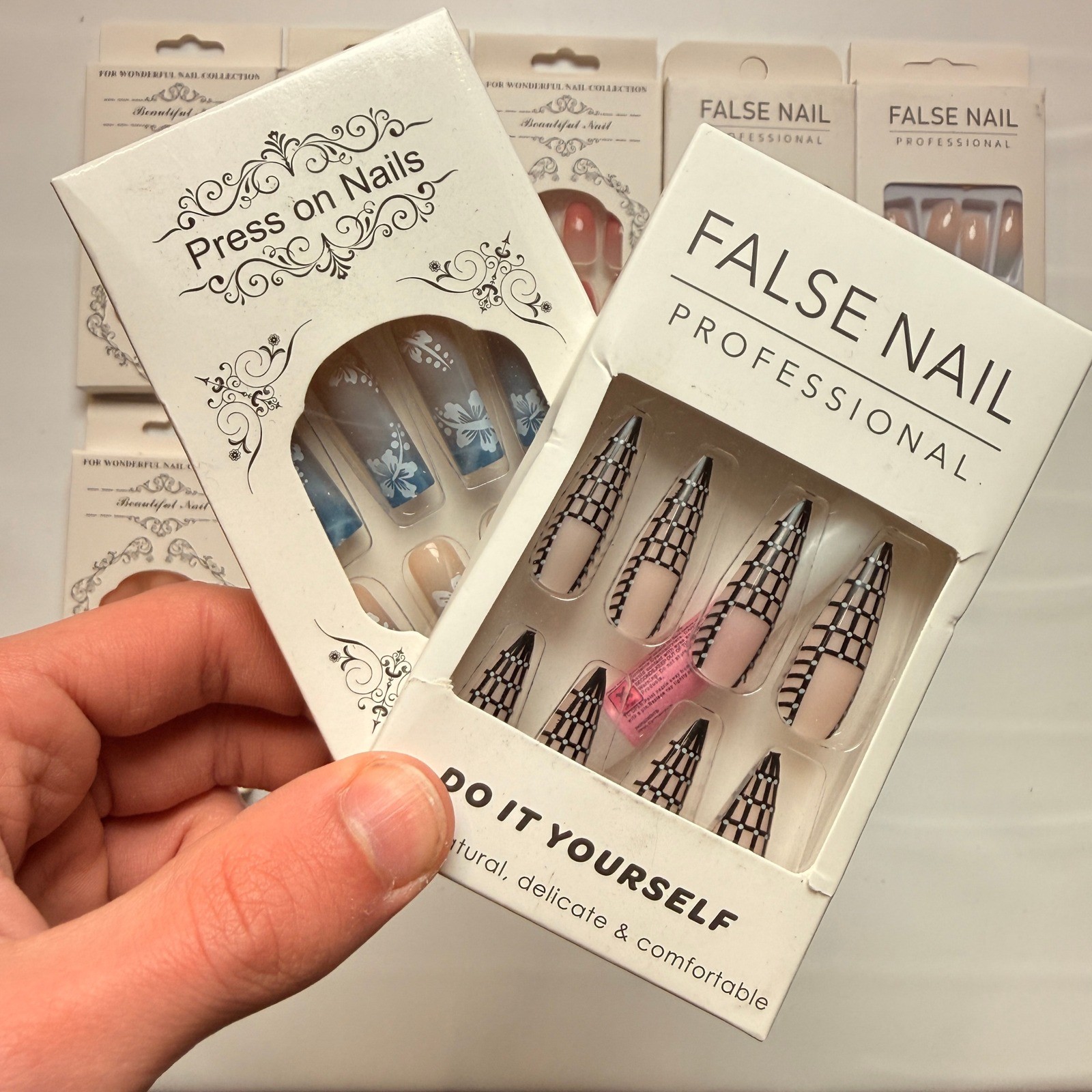 Lot of 10 Pack of 24 New False Press On Nails Assorted Designs and Colors №N35
