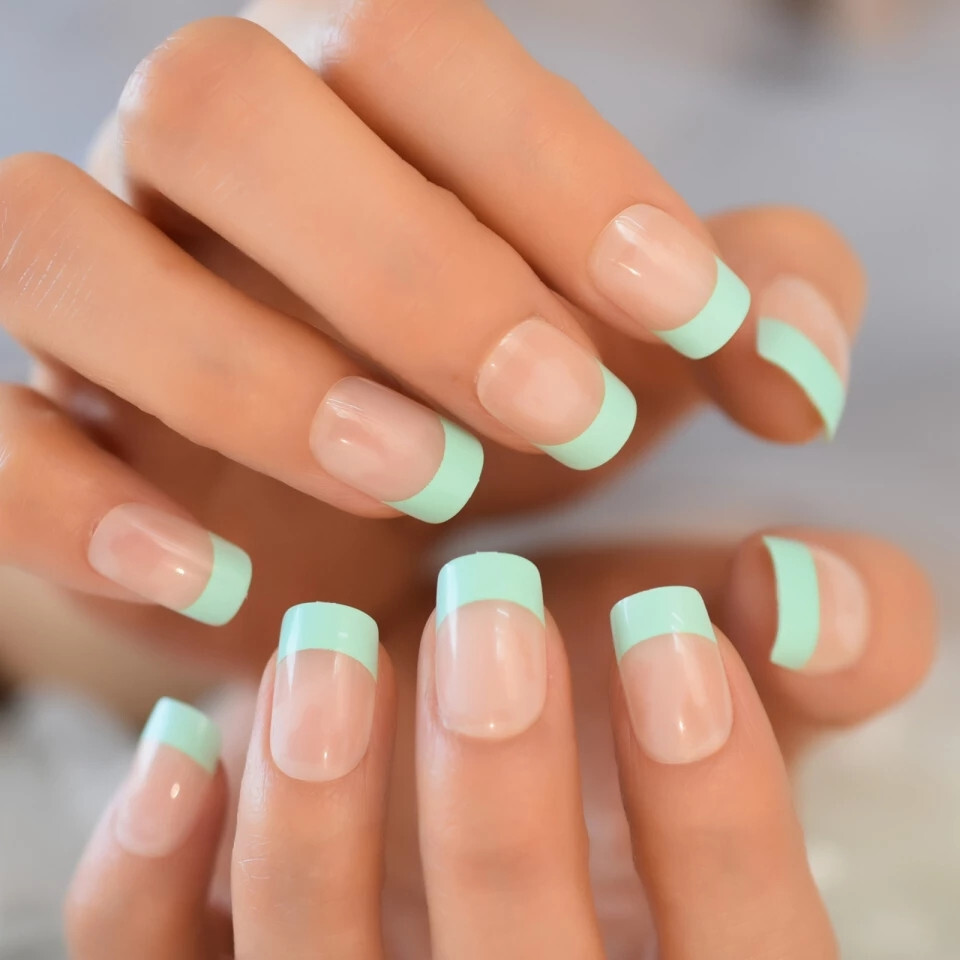 24 Short Press on nails kit w glue Mint green french tip nude