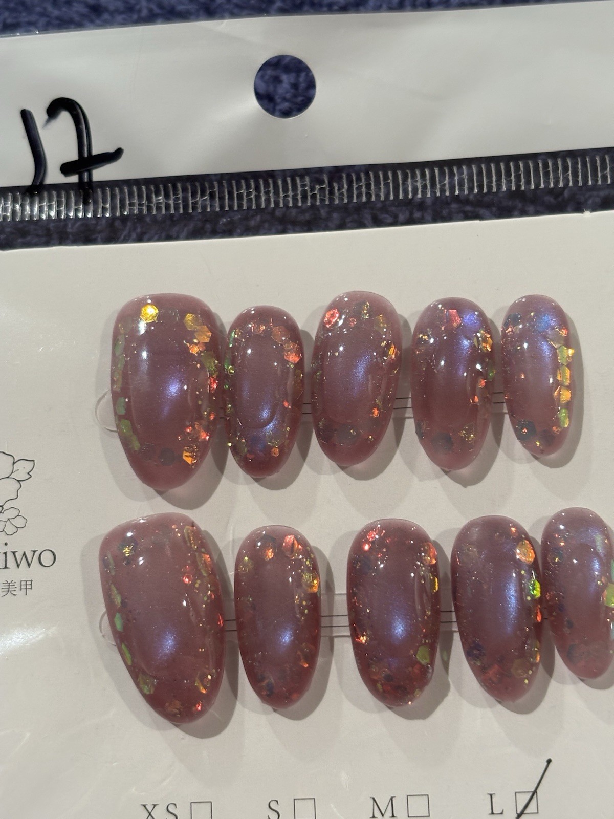 Press On Nails. Medium Length 19 Coffin Shaped Nails, 1 Oval. 20 Qty Size Large.