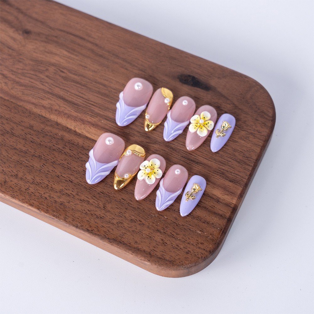 Handmade Press On Nails High Quality Gradient Floral Almond Fake Nail for Office