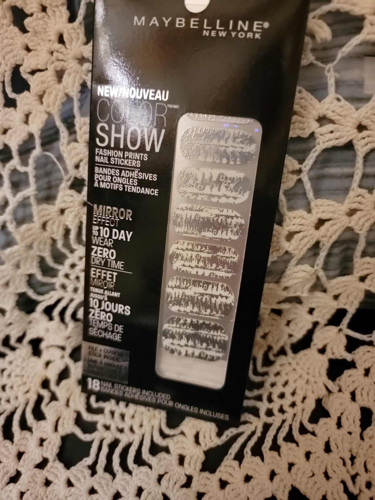 Maybelline Color Show Fashion Prints Mirror Nail Stickers #60 Frayed Foils