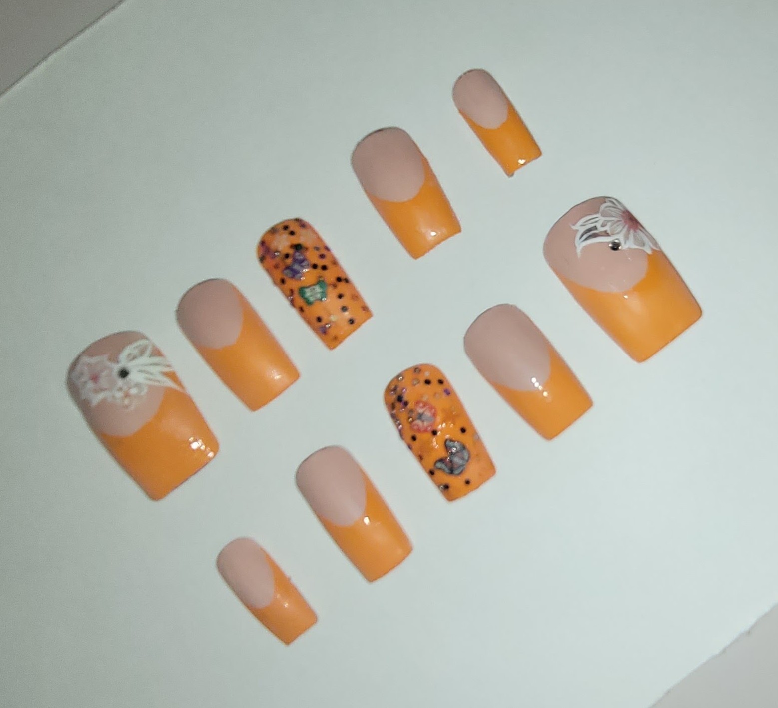 Kawaii Press On Nails|​Luxury Orange & White Swarovski |Boutique REUSABLE Medium
