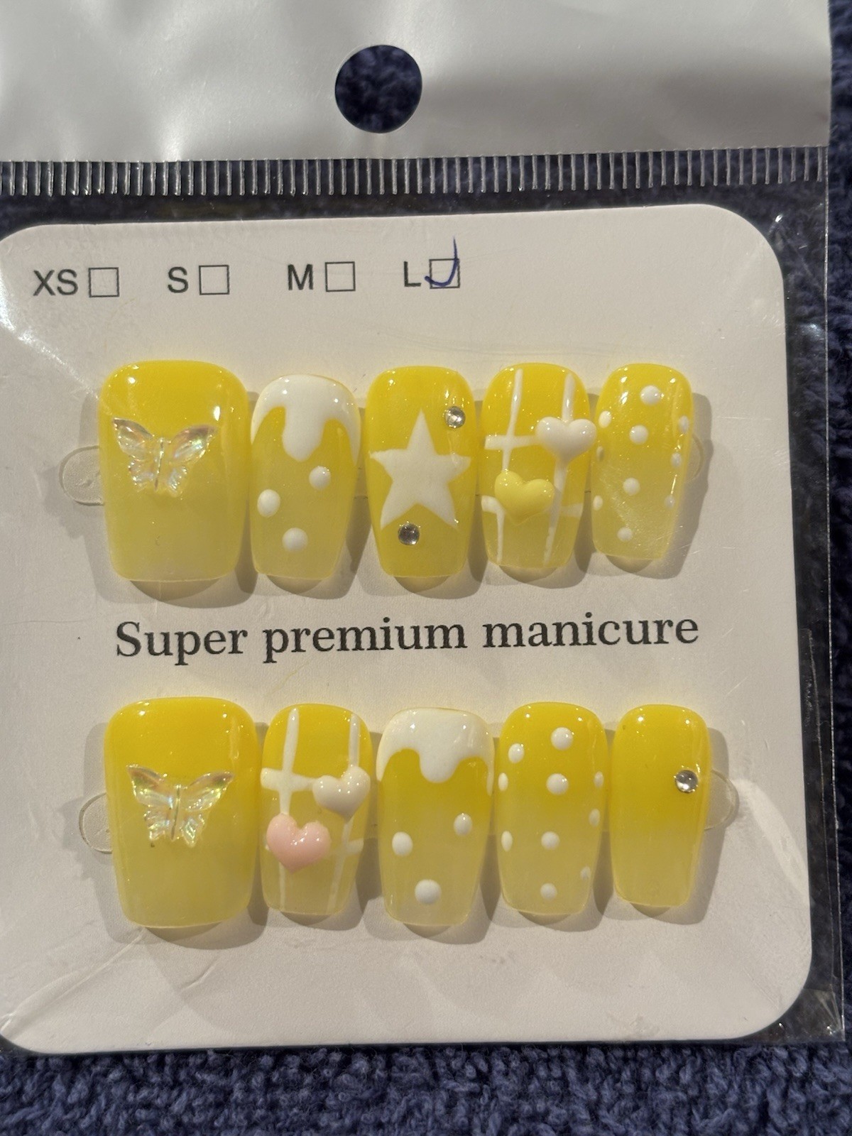 Press On Nails. Medium Length 19 Coffin Shaped Nails, 1 Oval. 20 Qty Size Large.