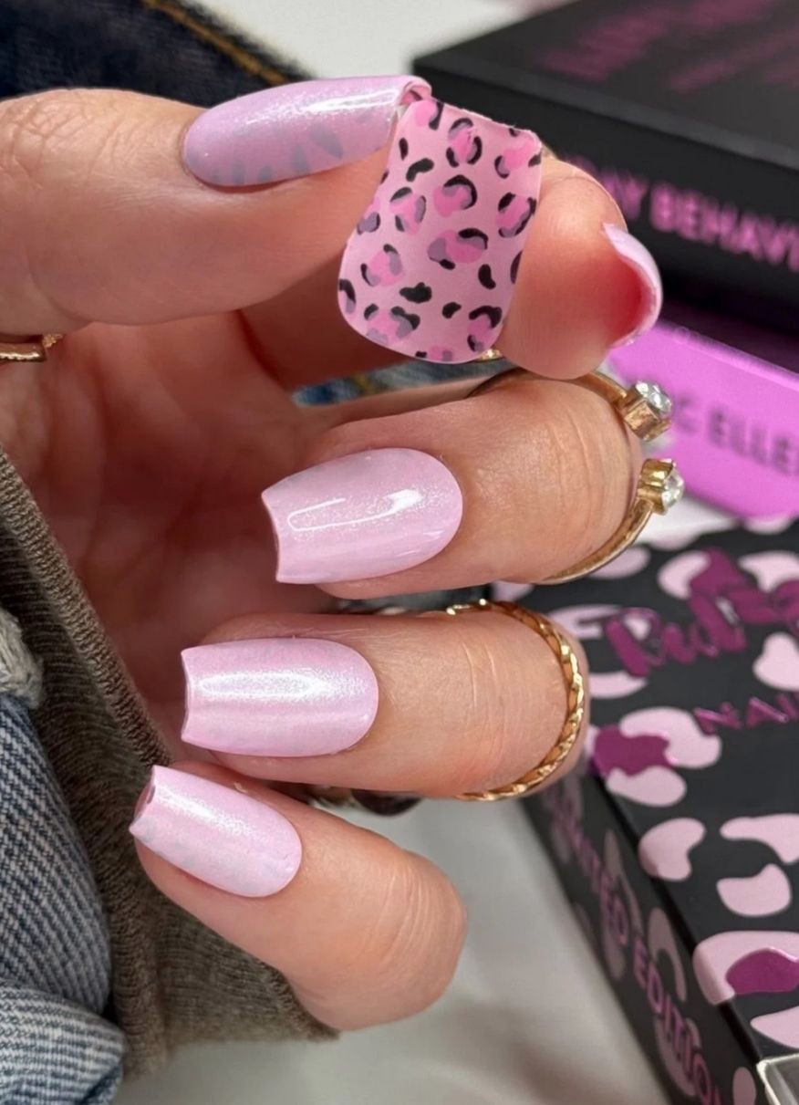 Red Aspen Press On Nails- I’m a Limited Edition, Eisley-Medium -Coffin- Leopard