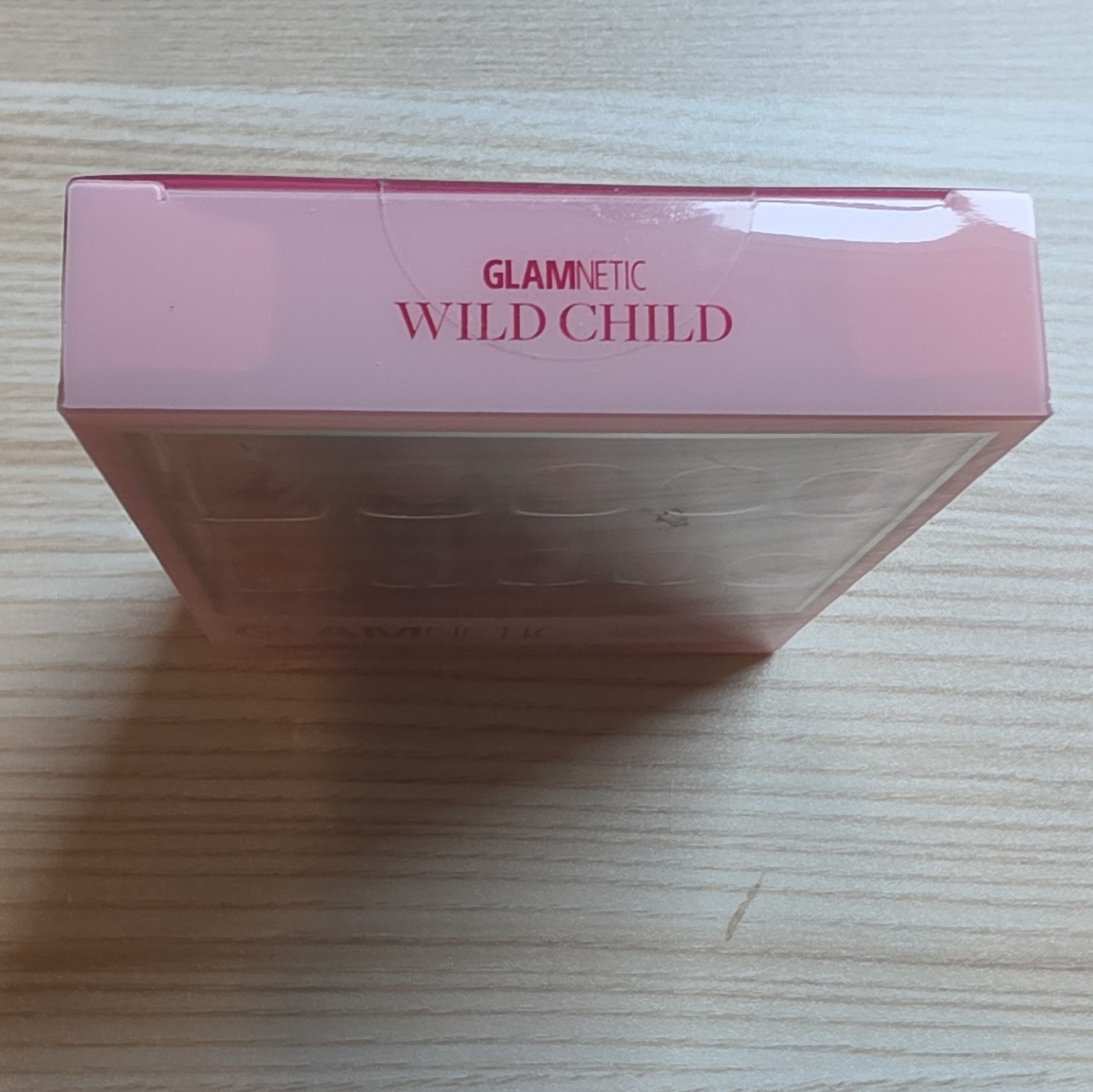 Glamnetic Wild Child Press-On Nails Short Oval Multicolor Shiny Abstract Glue