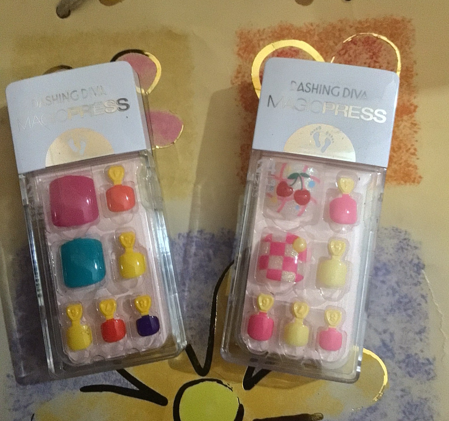 Dashing Diva 2 SETS PEDI Magic Press On Nails DANCING SHOES & CHERRY DISCO