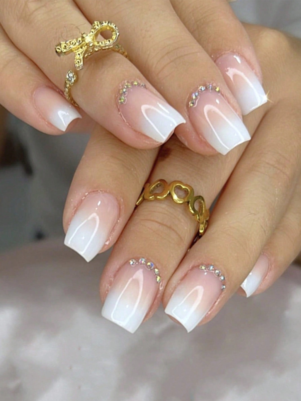 24pcs Short Ballet Gradient Pattern & Simple French Style Glitter Press On Nails