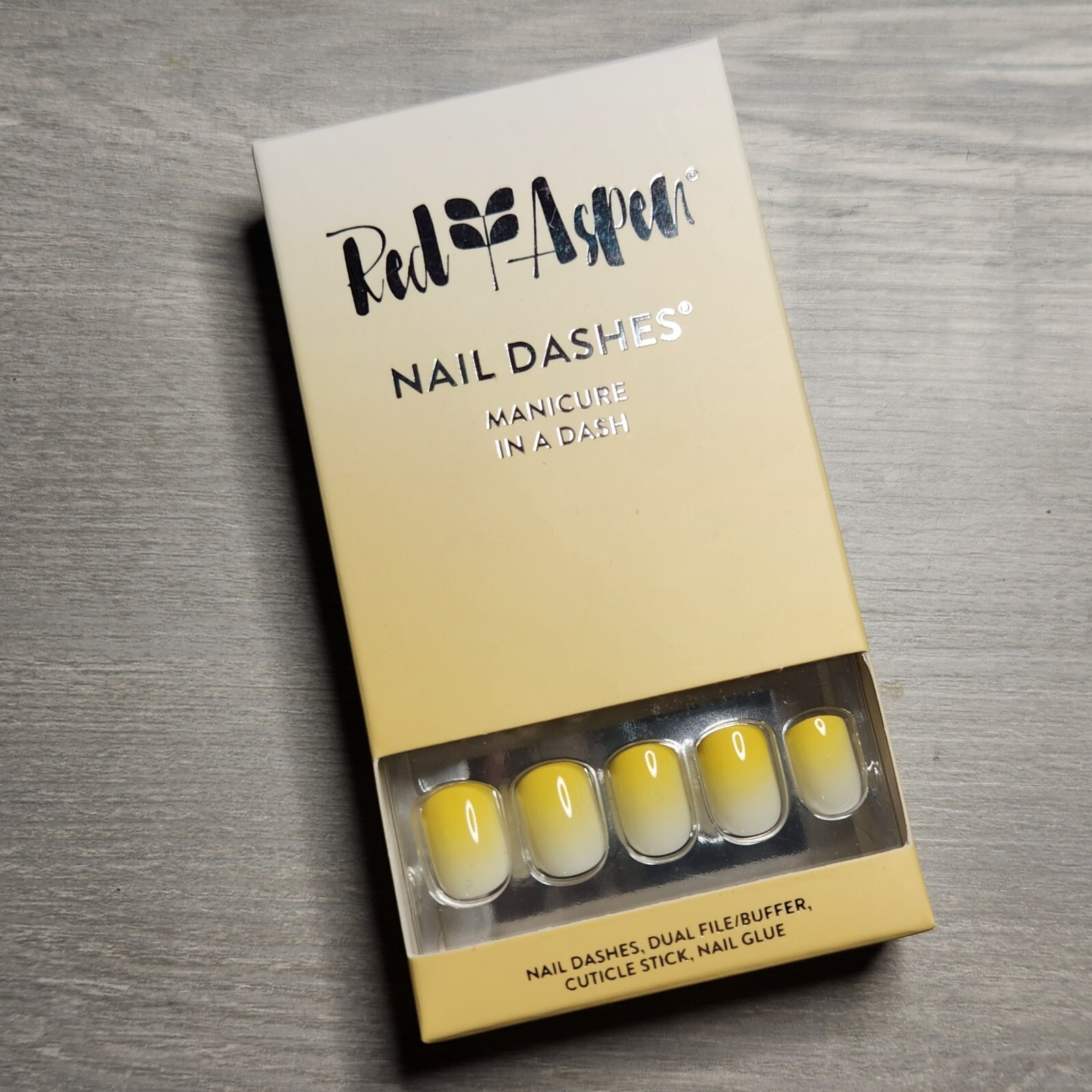 Press On Nails Sunday Mimosa, Serina Spring Summer Vacation Tropical Red Aspen