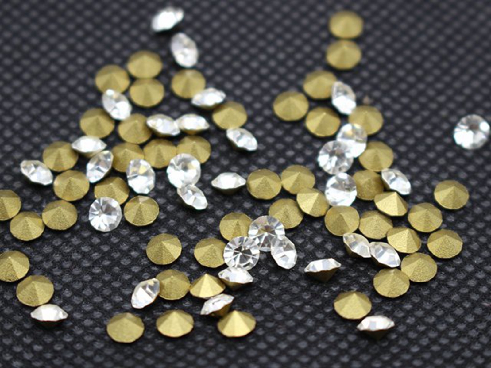 Clear SS4-SS16 Diamond Point back Rhinestones Gems Crystal Chatons Strass