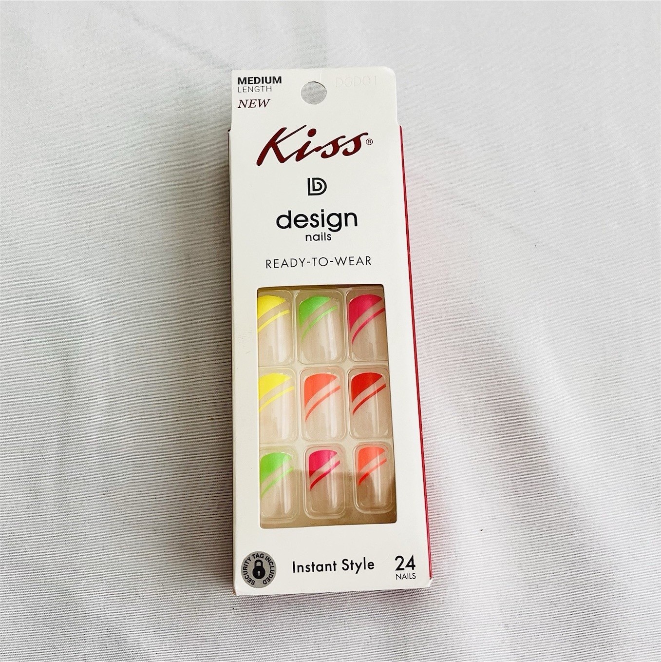 Kiss Press-On Nails Pre-Designed Medium length Square French Tip Multicolor