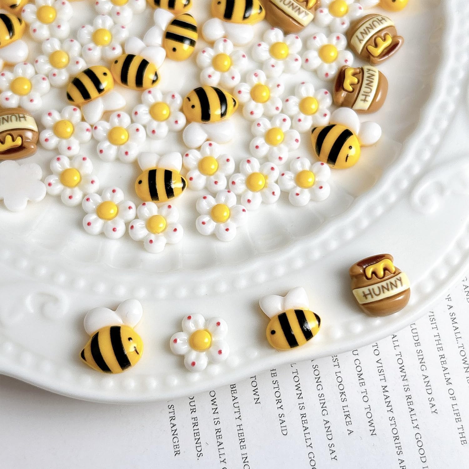 20 Pcs Cartoon Bee Nail Charms for Nail Art Cute Flower Nail Charms Resin