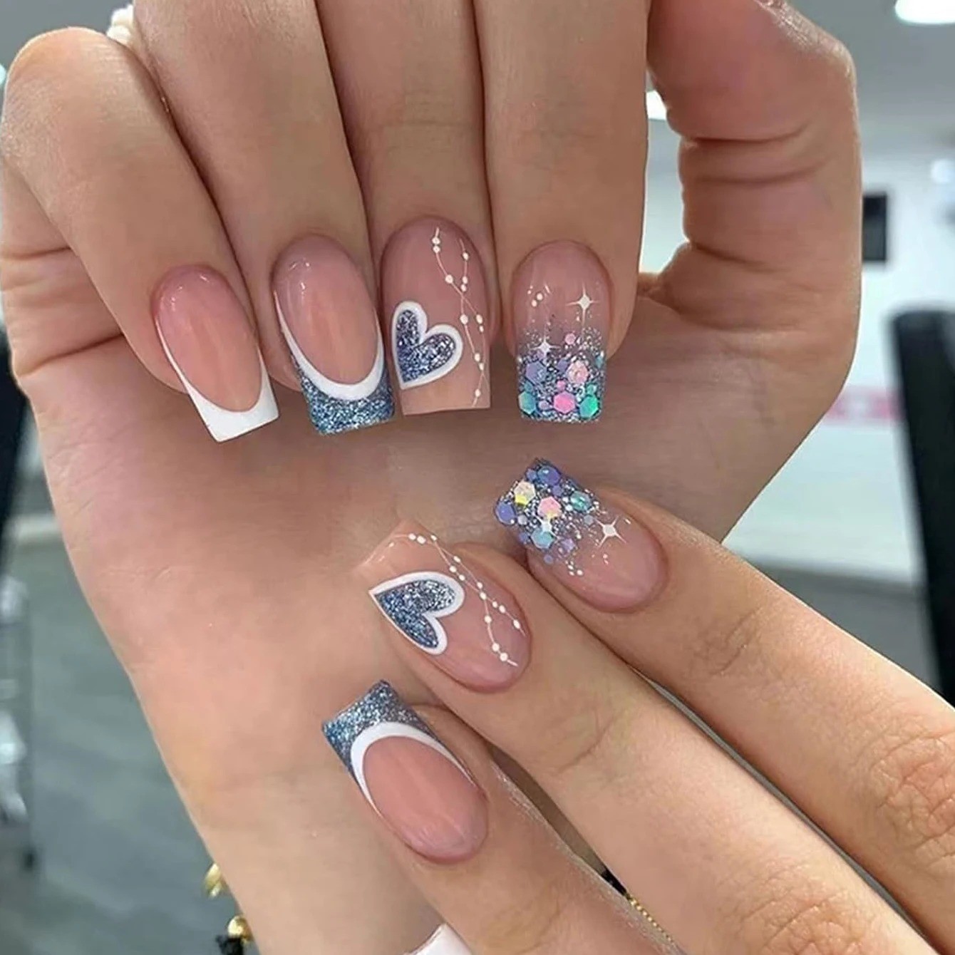 24 Pcs Oval Short Press On Nails Gradient Glossy Mixed Colors False Nail Set