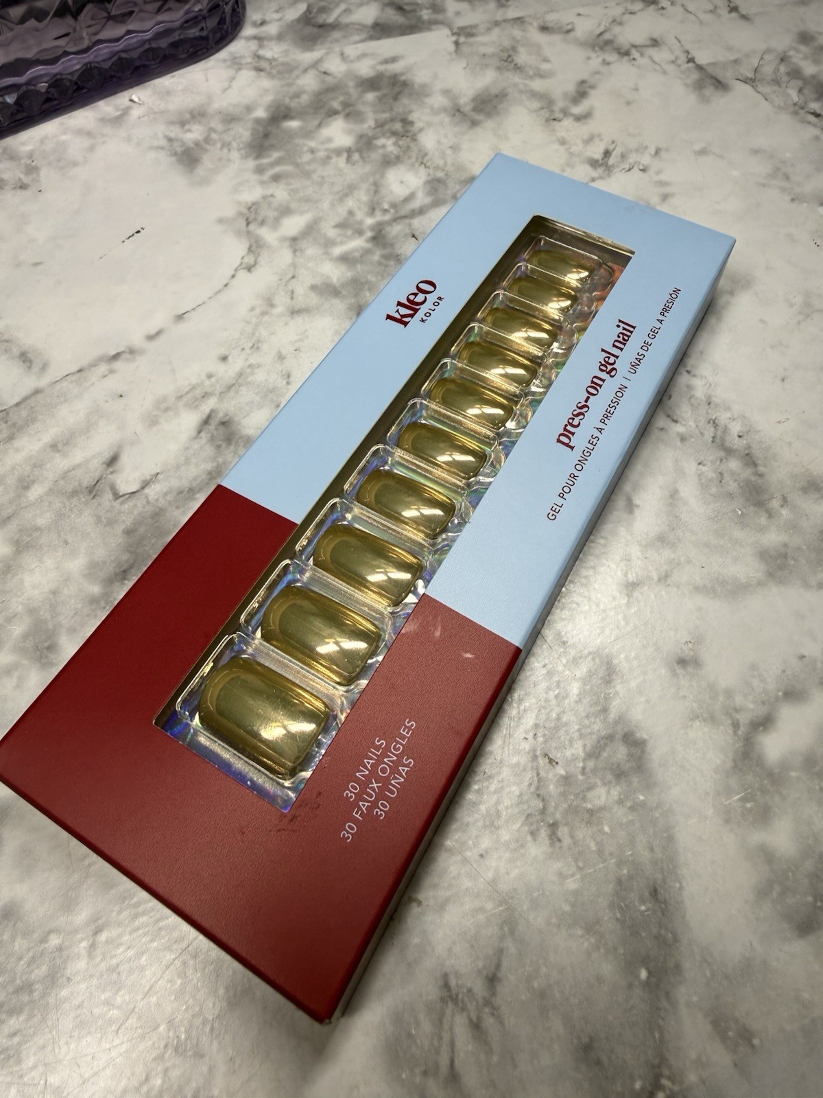 New Kleo Kolor Press-On Gel Nails – Follow The Glow – Long Square Gold