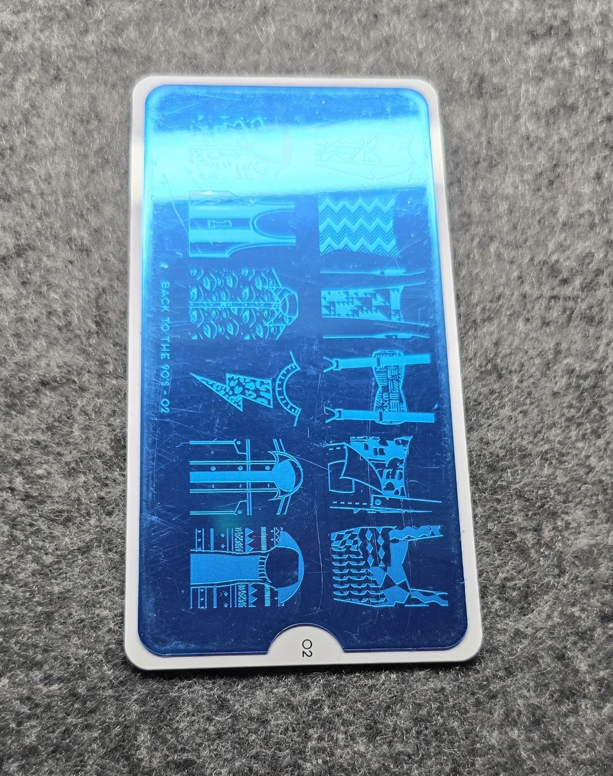 MoYou-London Back To The 90’s 02 Nail Stamping Plate Retro Outfits Clothes Shirt