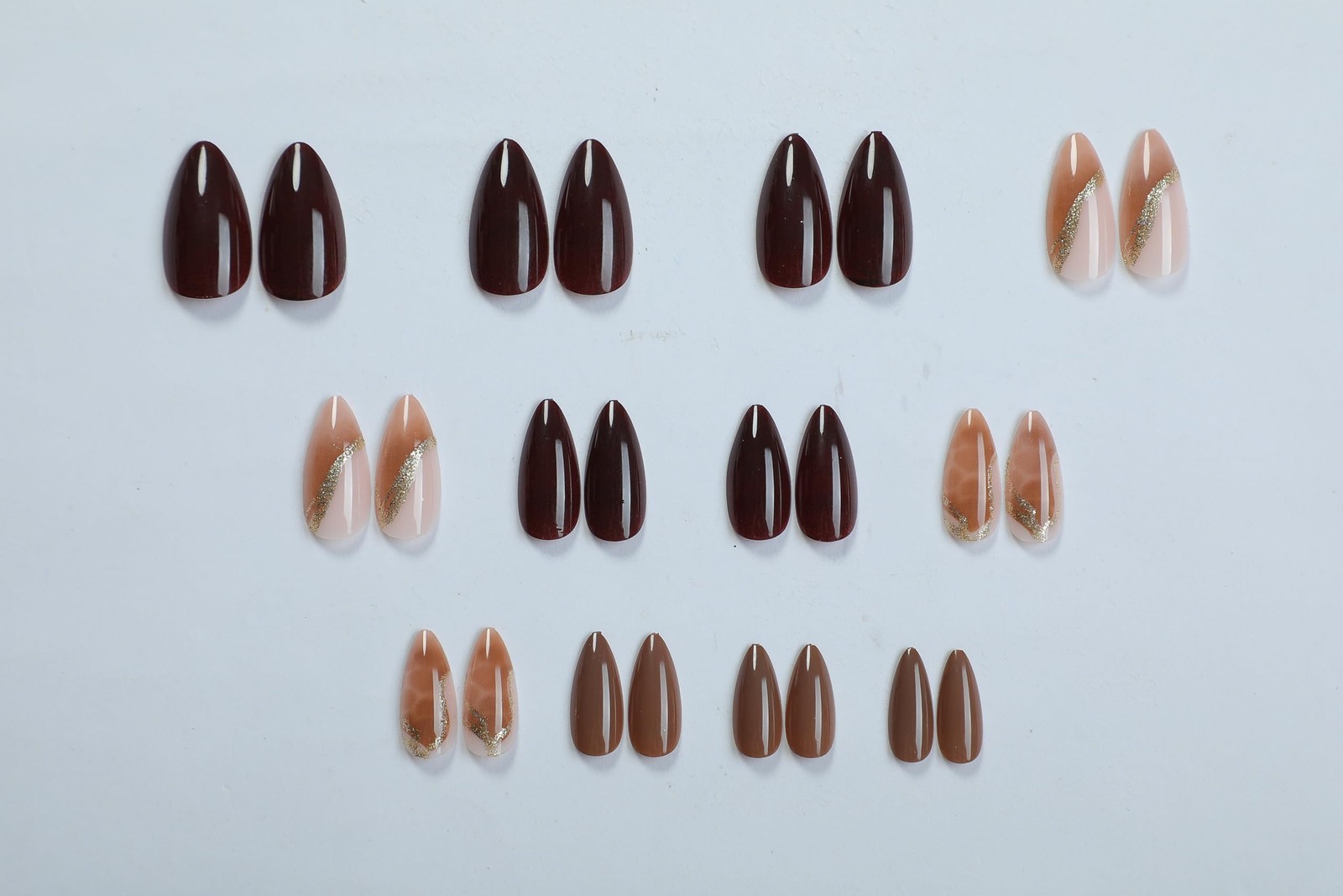 Press On Nails, 24 Pieces, French Tip with Gold Accent Design, Pink and Brown…