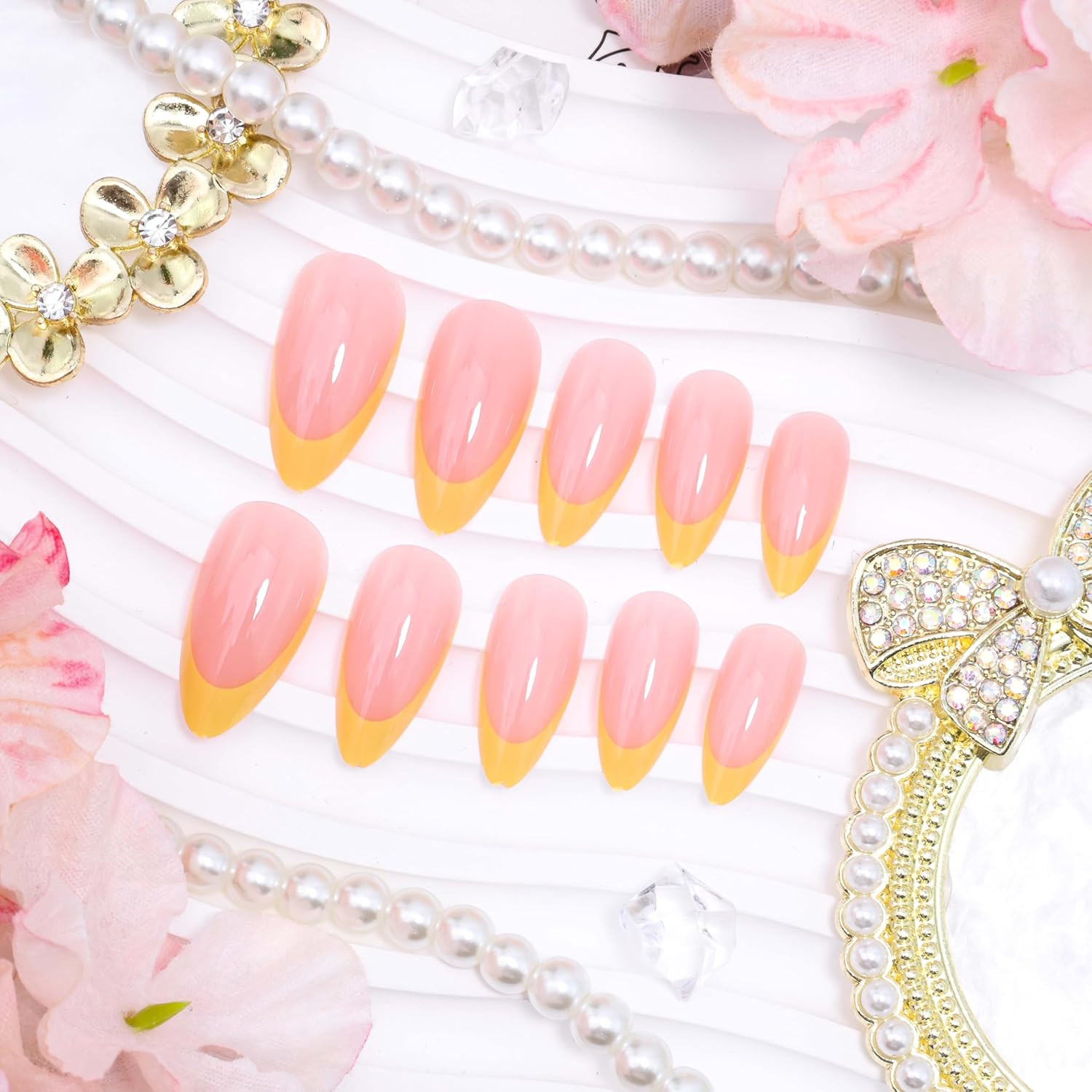 24Pcs French Tip Press on Nails Short Almond Fake Nails Yellow French False Nail