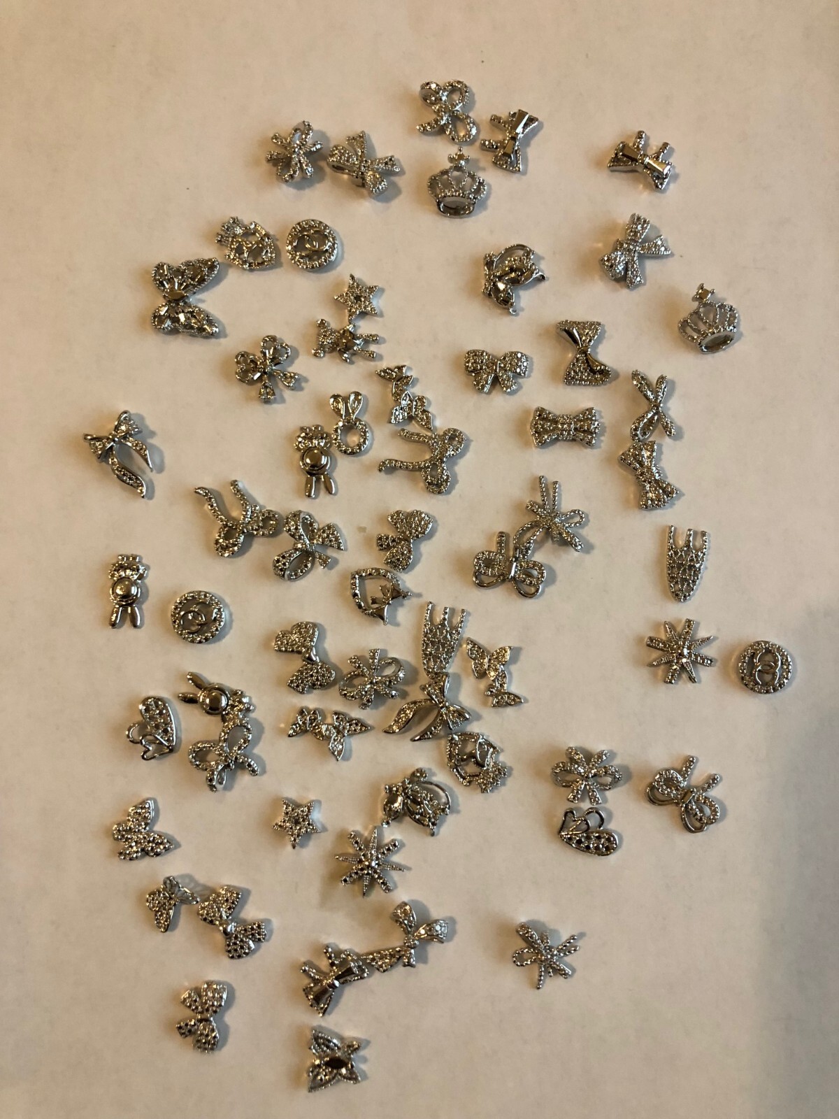 60Pcs Metal Butterfly Bow Knot Crown Heart Bunny Star Nail Charm Gold Silver DIY