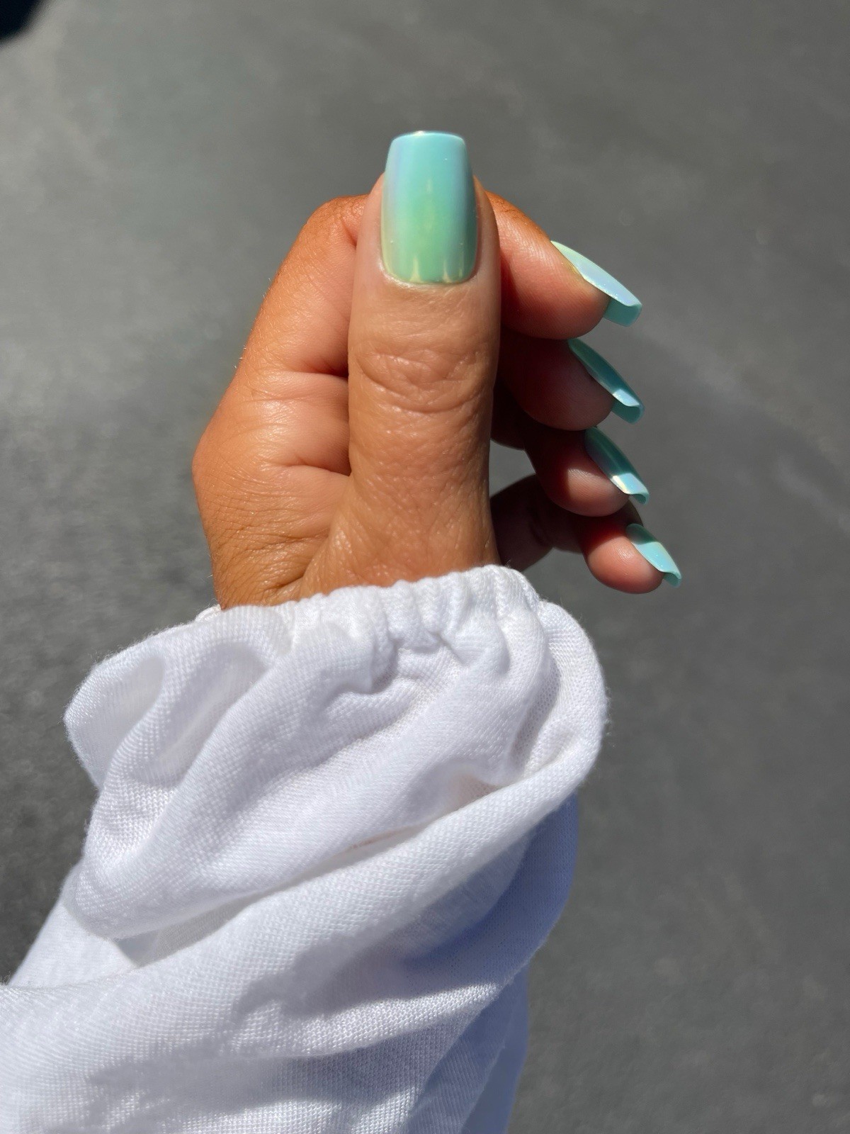Red Aspen Press On Nails, Medium Coffin, Arlene Is Vibrant