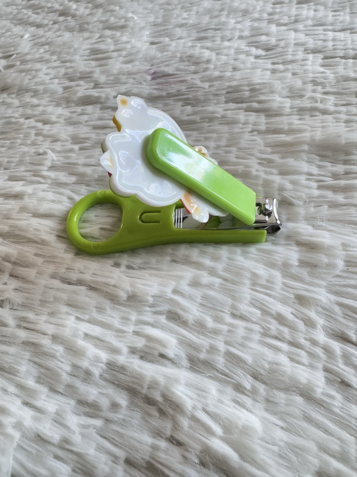 Hello Kitty Green Floral Nail Clippers Soft Silicone Grip