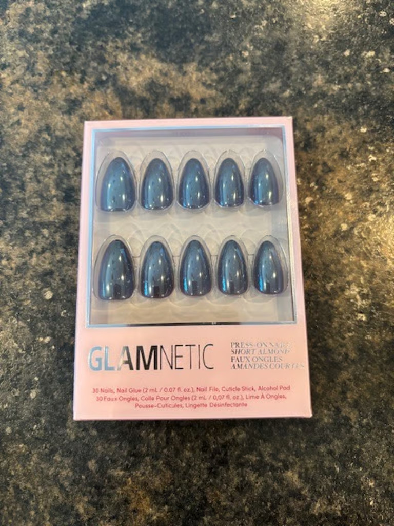 Glamnetic Burgundy Chrome Short Almond Press On Nails