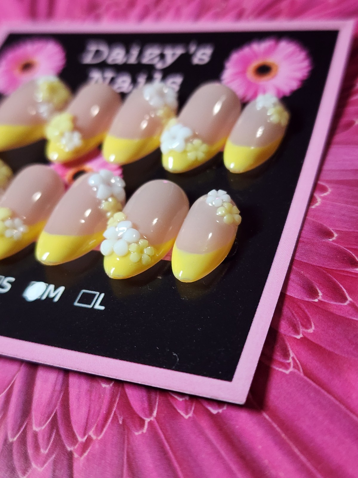 Medium Size 3D Yellow French Flower Set Handmade Almond 2.0 Cm Length