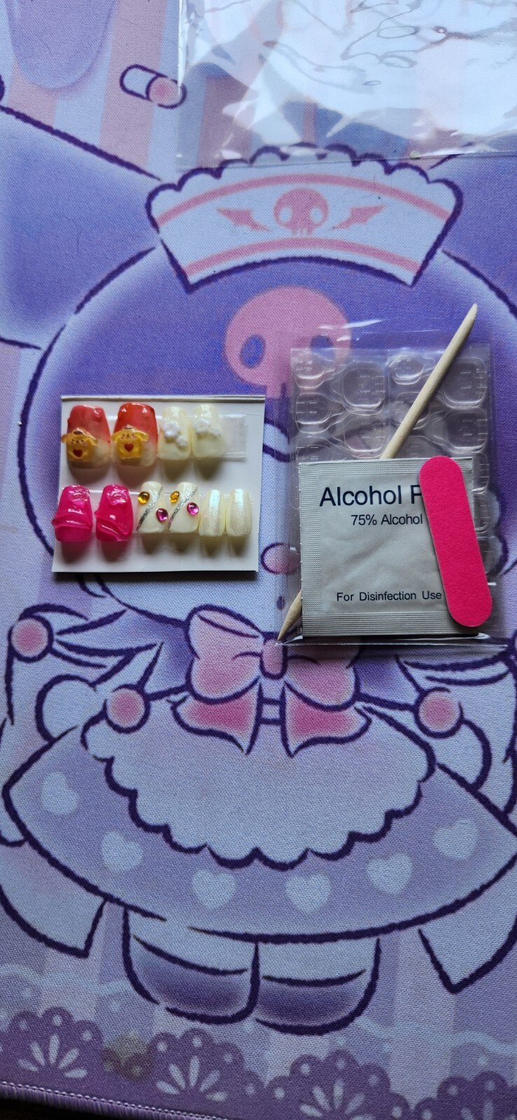 Hand Painted “Pompompurin” Extra Short Coffin Length Press On Nails (size M/L)