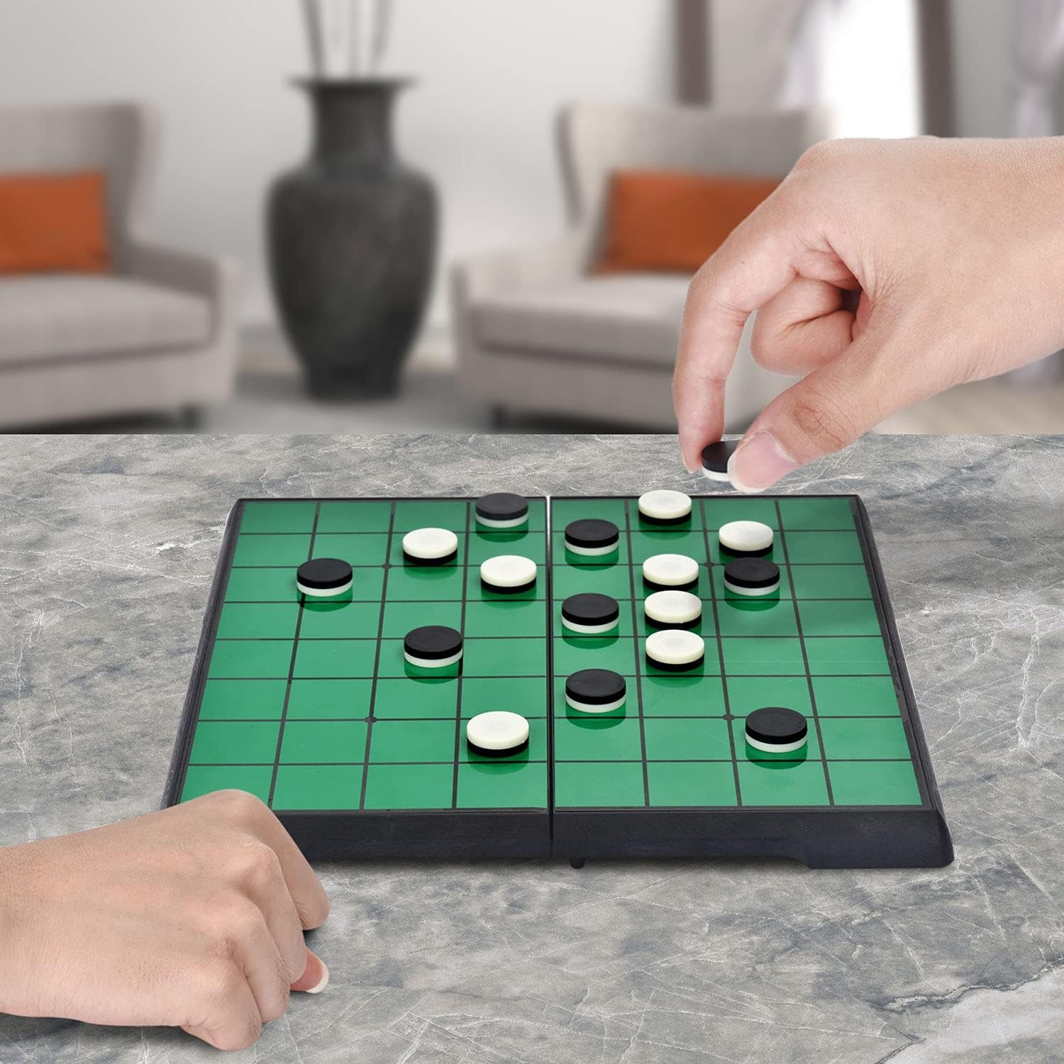 MusicTree Magnetic Reversi Board Game Set with Folding White, Black, Green