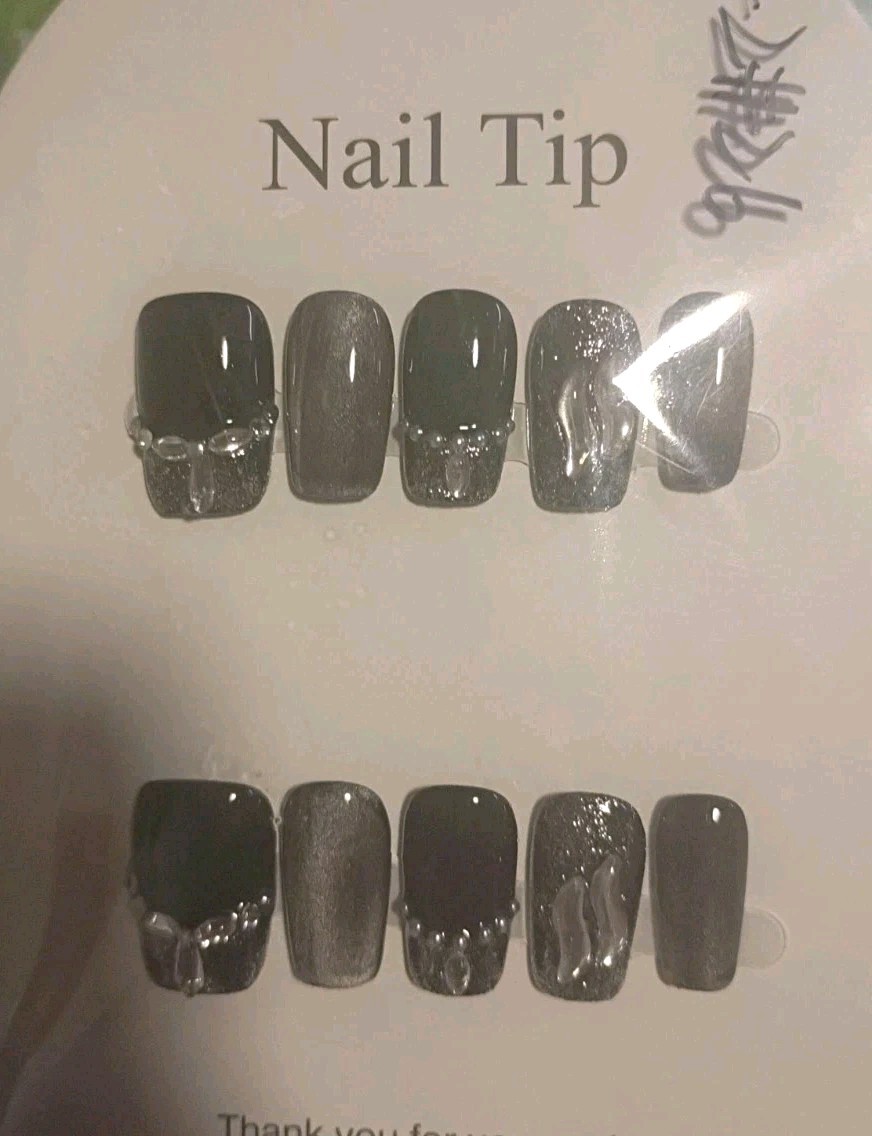 Assorted Med Nails