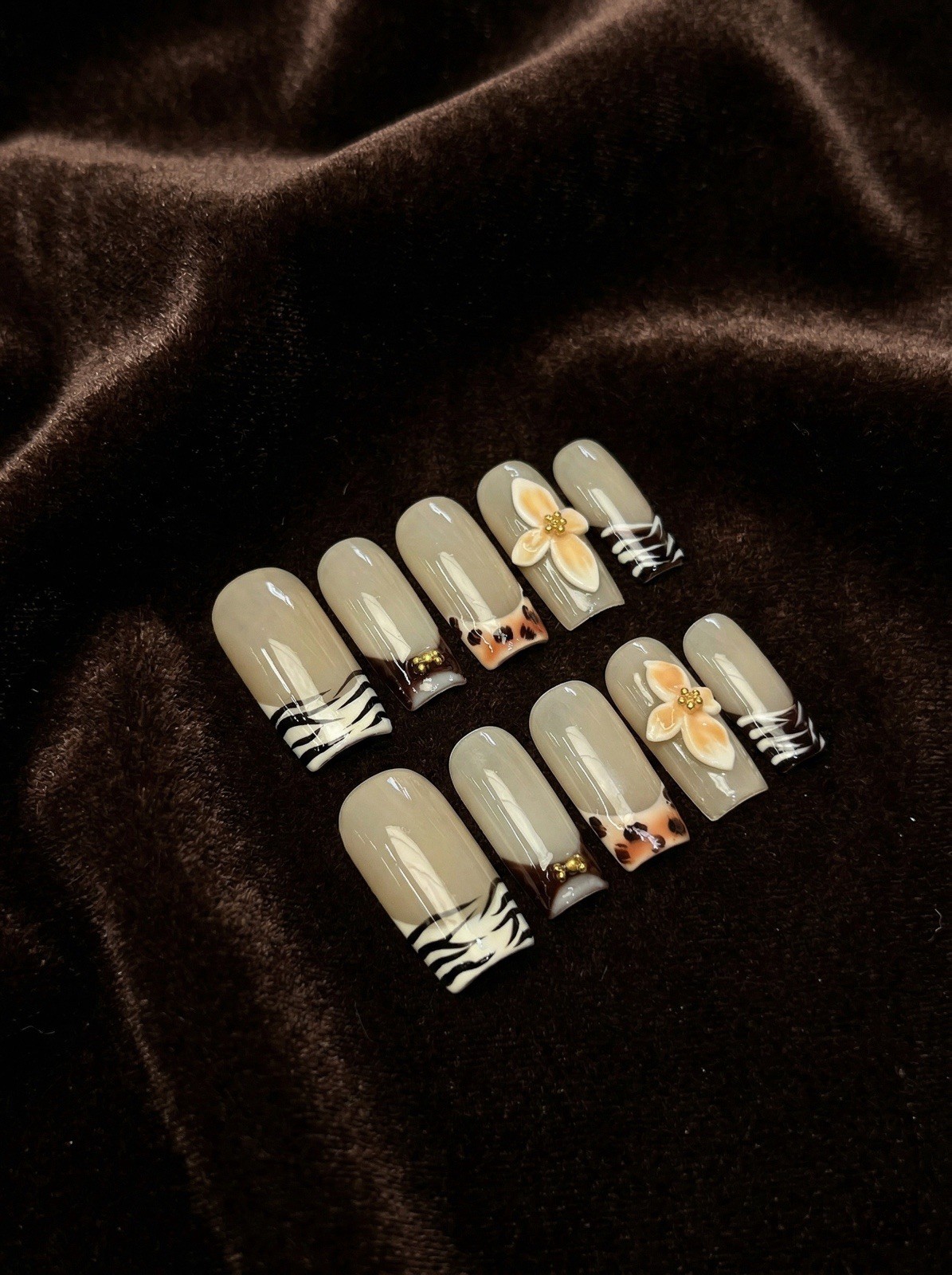 Lume-H002, Nude Press On Nails with Frangipani Leopard & Zebra Stripes, Reusable