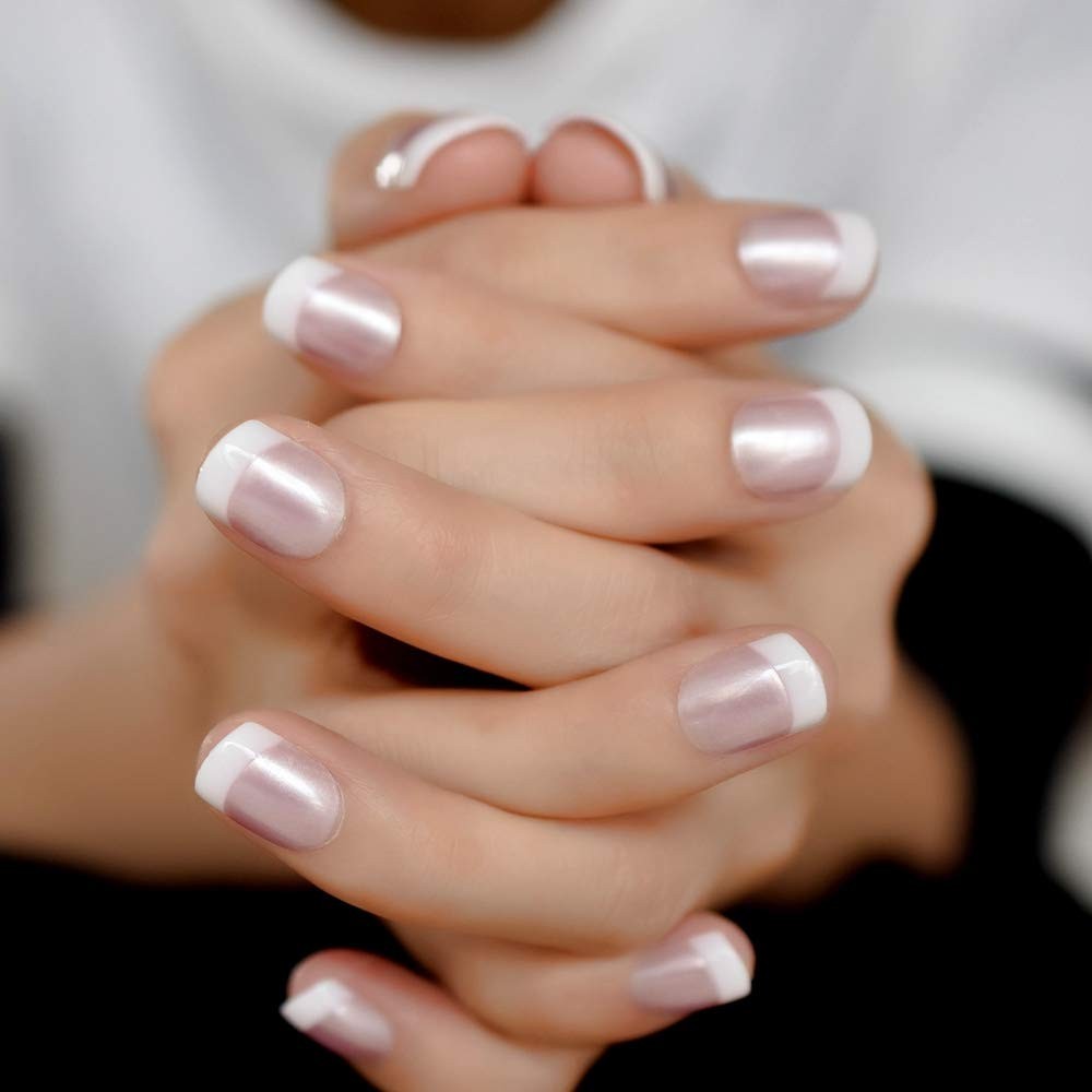 Elegant Pearl Shine Pink Fake Nails – 24 Glossy French Tips for Effortless Style