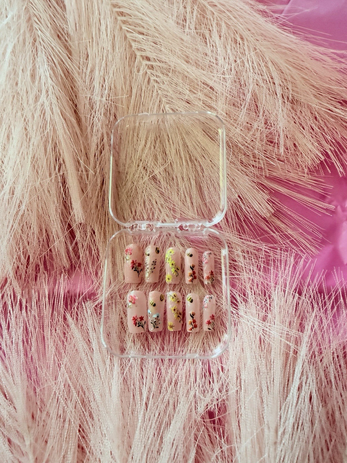 Short Square Press-On Nails Set Floral Theme Beige Multicolor Glossy Full Cover