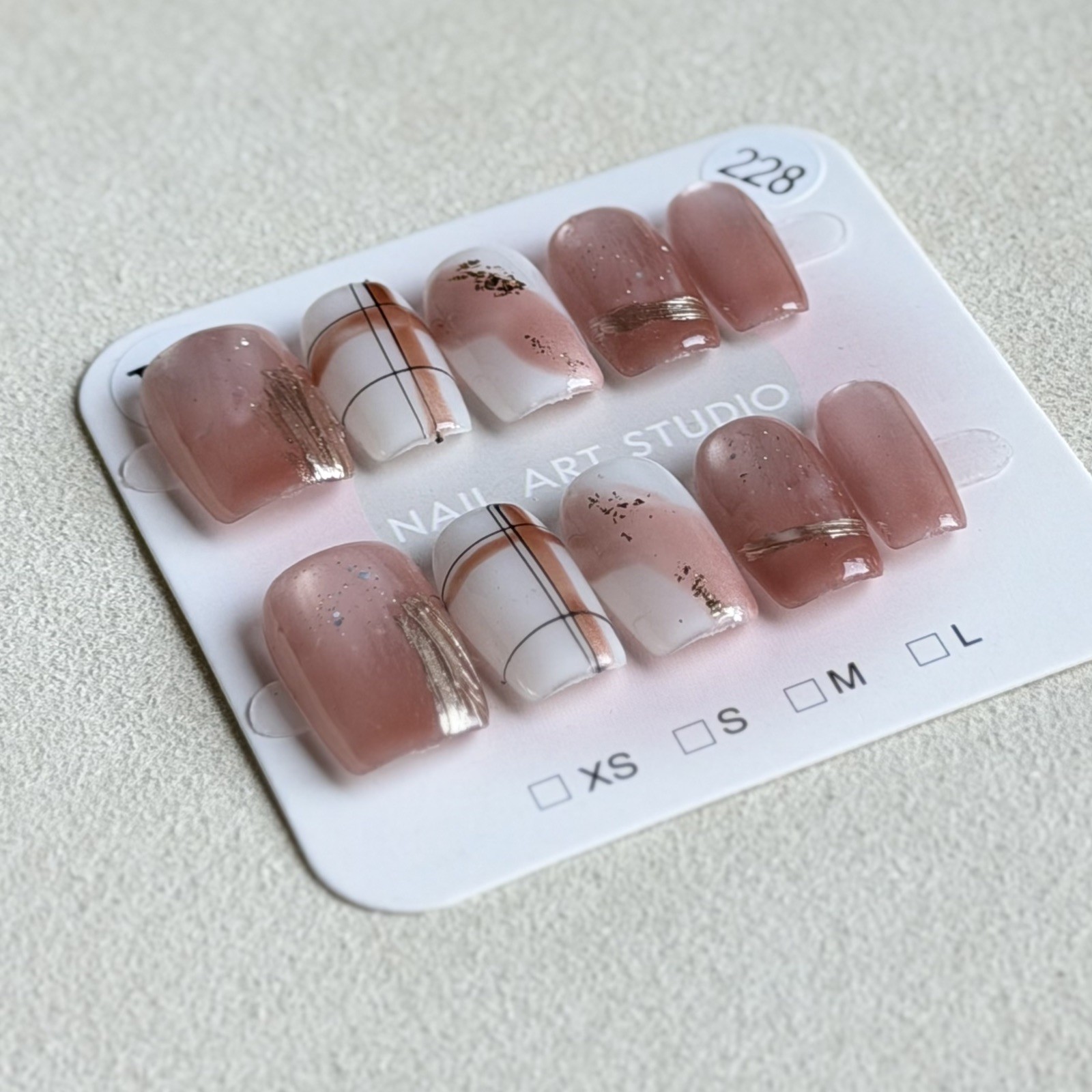 Unique Handmade Press-On Nails Size M | One of a Kind Set, Reusable 228