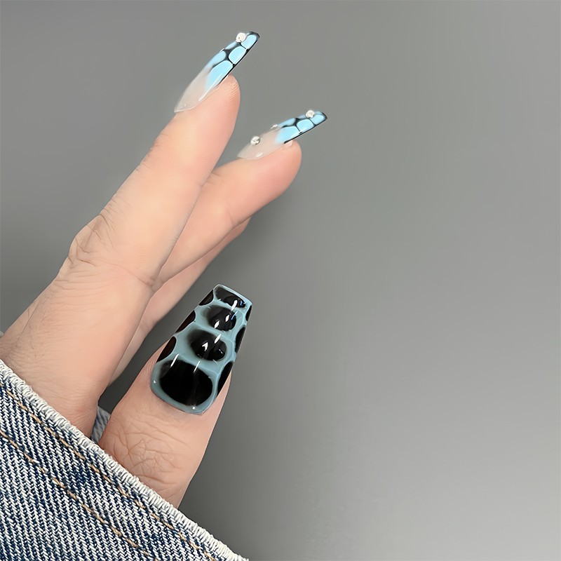 Press-on Nails Rectangular Snake Shape Hand Painted Flower Press-on Nails