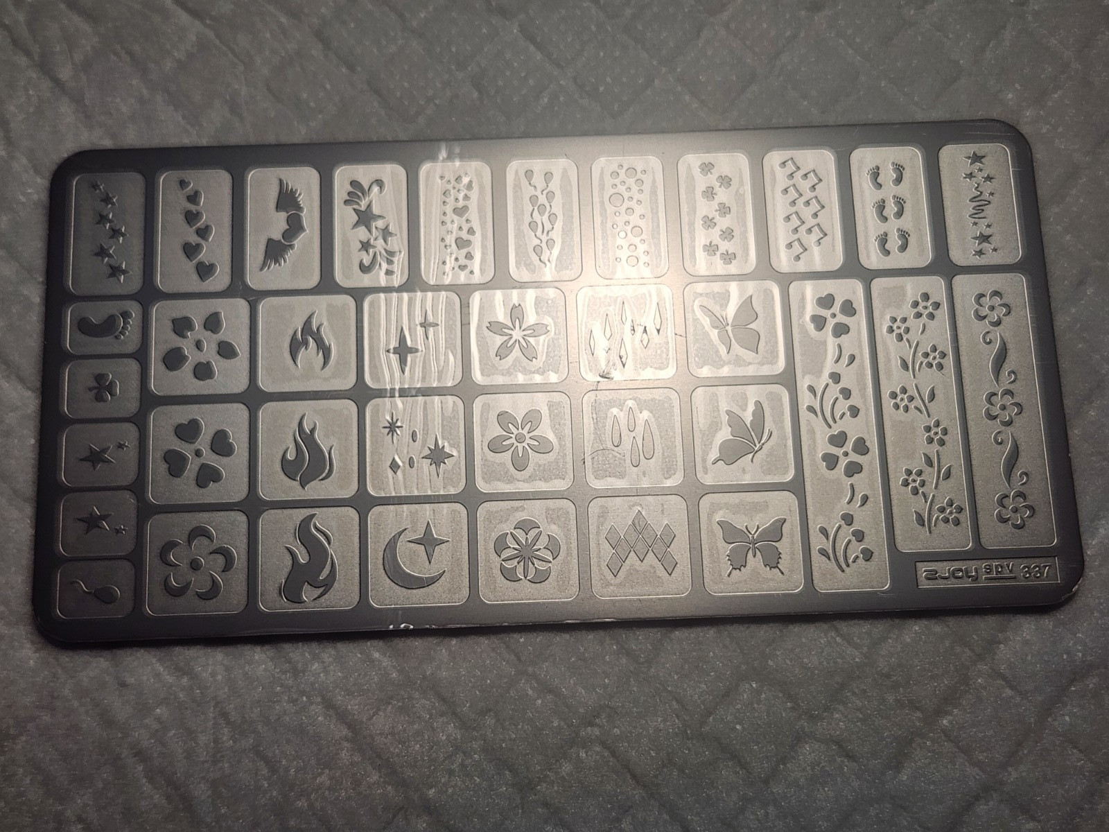 Nail Stamping Plate – Z-Joy SPV-337 – Intricate florals and images – new