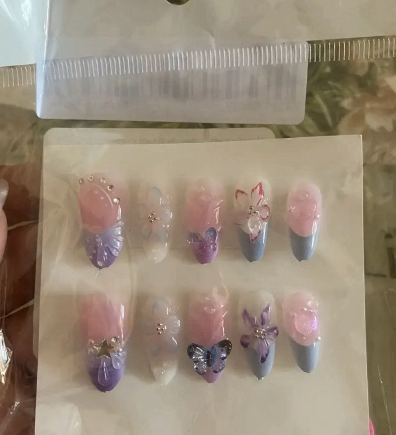 AMI HOUSE NAILS Press-On Nails Pink/Purple/White/Blue 3D Butterfly Full Cover