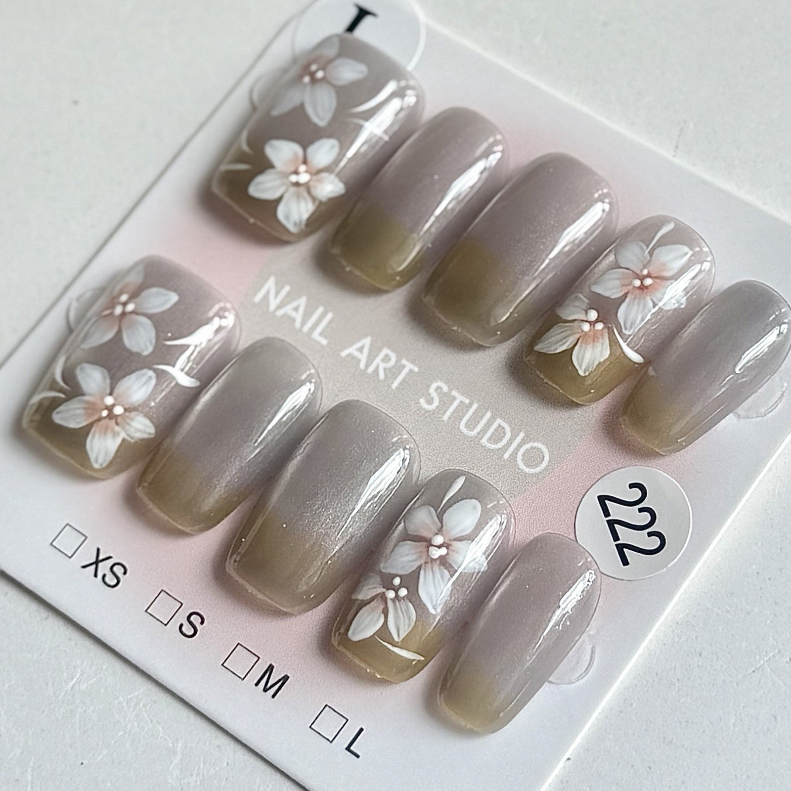 Hand Painted Flower Press-On Nails Medium Square Size L Reusable Fake Nail