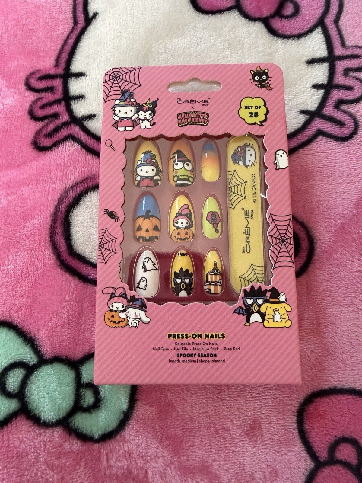 The Crème Shop x Hello Kitty Halloween Press-On Nails Reusable Almond Medium