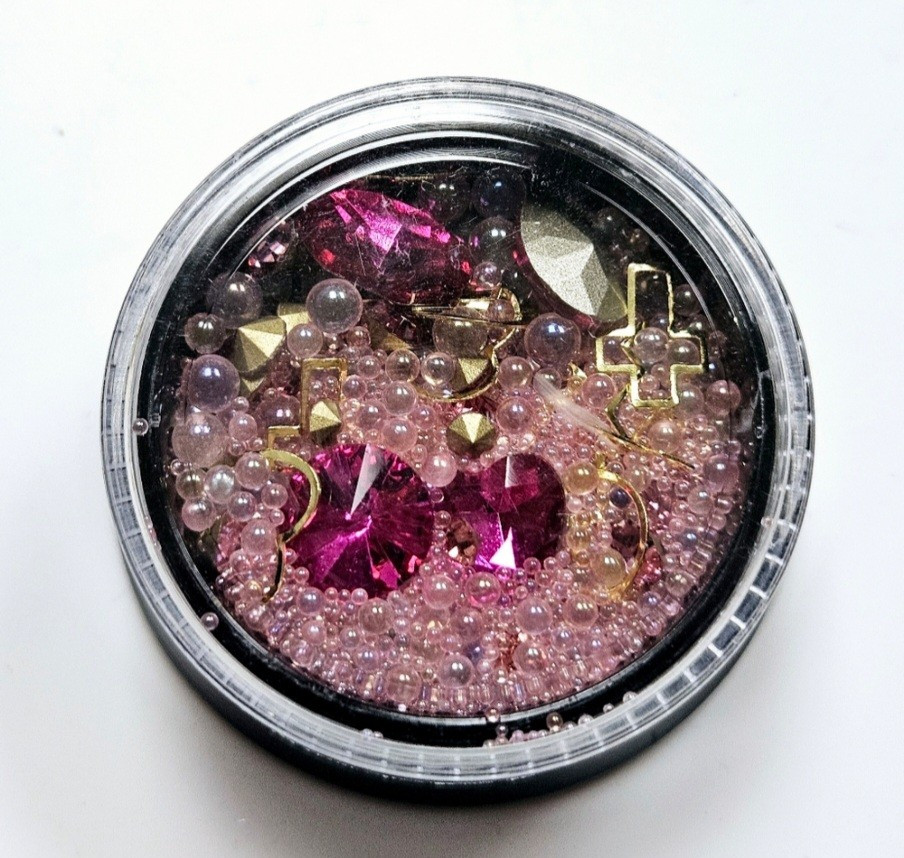 NWT NAIL ART DESIGN GEMS, BEADS & FINDINGS MIXTURE: DEEP PINK CRYSTAL!
